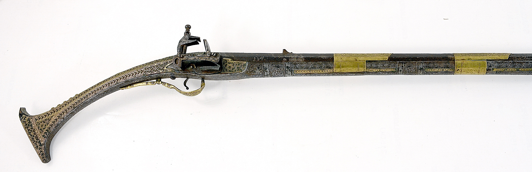 A BALKAN MIQUELET-LOCK GUN