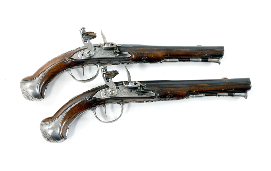 A PAIR OF FLINTLOCK PISTOLS