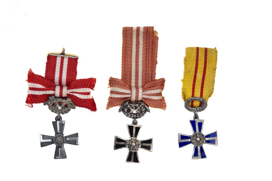 CROSS OF LIBERTY MINIATURES (3)