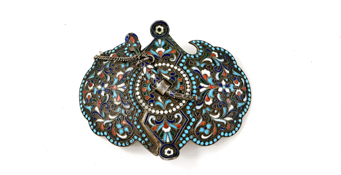 CAUCASIAN BELT BUCKLE