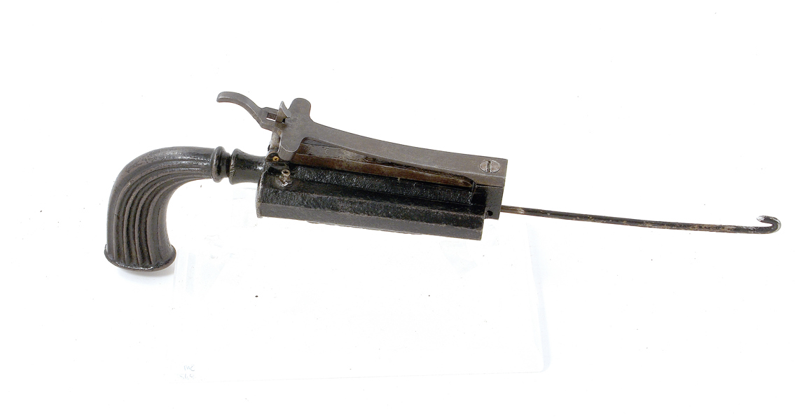 PERCUSSION D.B. ANIMAL TRAP GUN