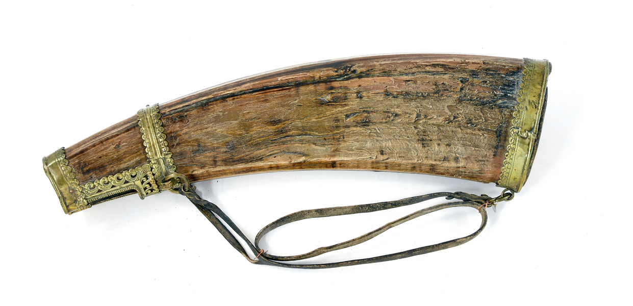 LARGE TIBETAN DRINKING HORN