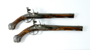 A PAIR OF BELGIAN FLINTLOCK PISTOLS