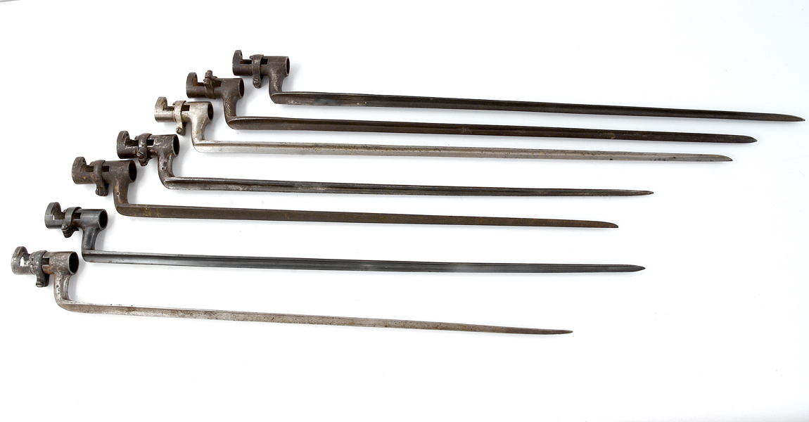 SWEDISH BAYONETS (7)