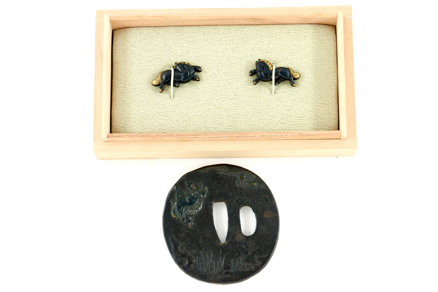 TSUBA + PAIR MENUKI